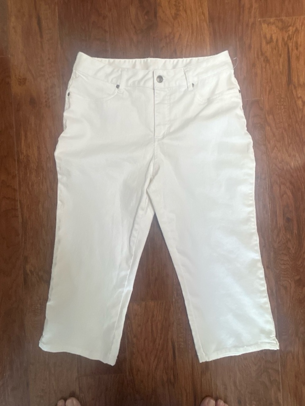 White Cropped Pants Size 12